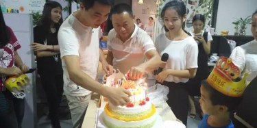 媳婦兒，就得哄......